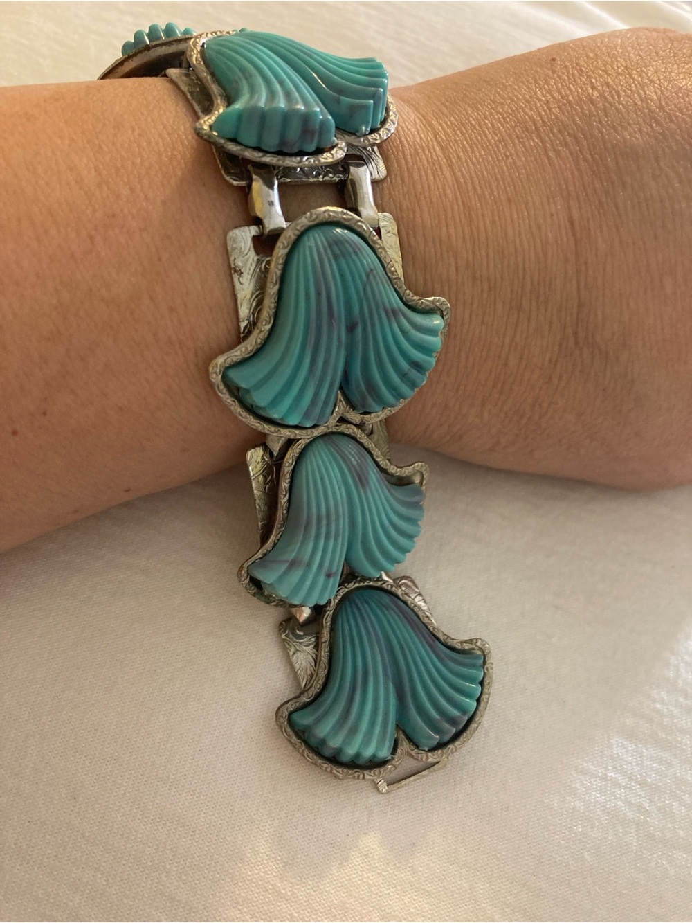 Blue Vintage Thermoset Molded Plastic Bracelet - Picture 5 of 7